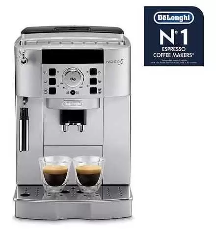 Machine à café : ce modèle automatique avec broyeur Delonghi